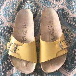Birki’s Yellow 38 size 8 Slide